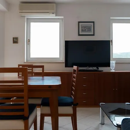Apartment With Panoramic View And Private Parking Place