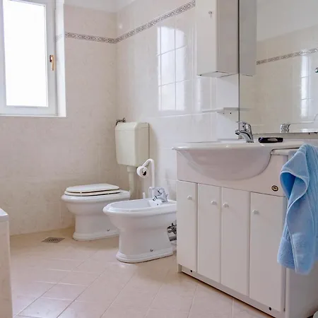Апартаменты Apartment With Panoramic View And Private Parking Place Рабац