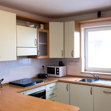 Apartment With Panoramic View And Private Parking Place Апартаменты Рабац
