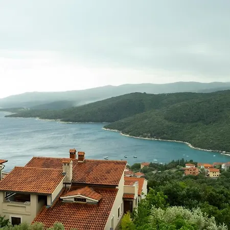 Apartment With Panoramic View And Private Parking Place * Rabac